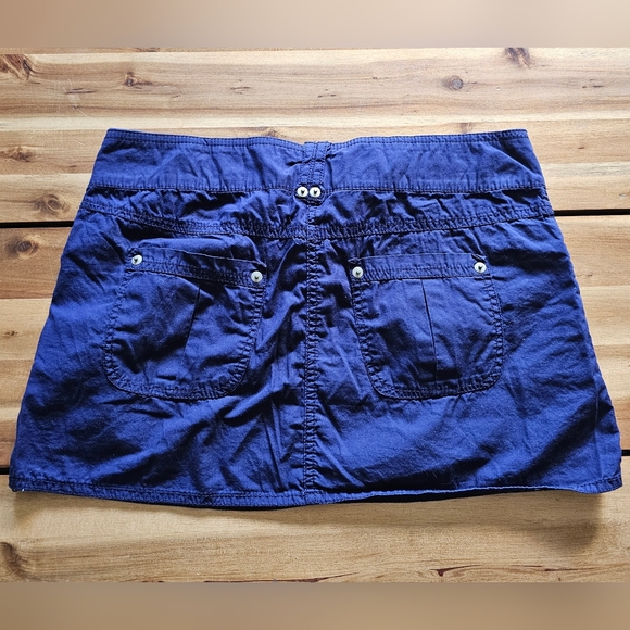 Cargo Style Mini Skirt - Size Small - Picture 4 of 9